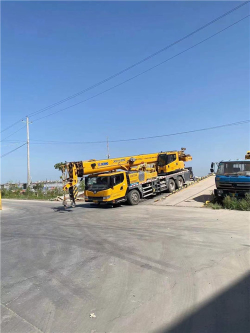 龙海市吊车作业时，可能会产生哪些额外收费项目？