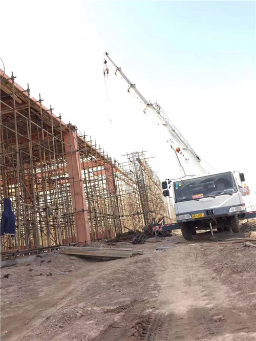 龙海市25 吨、50 吨吊车怎么选？多大重量 / 半径适合对应车型？