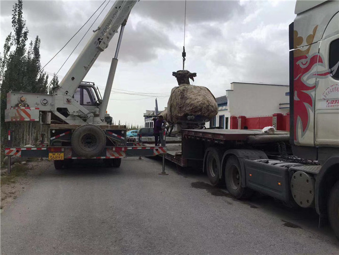 龙海市狭窄场地（如小区、车间）适合用哪种吊车？