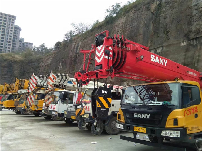 龙海市吊车出租按什么计费？台班费、单次费、里程费怎么算？